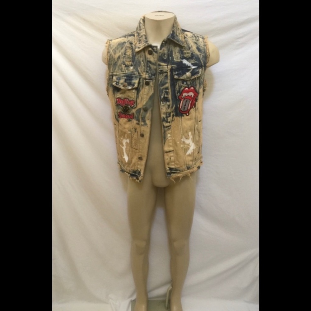 NWT Imperious Men’s Size M Distressed Denim Vest